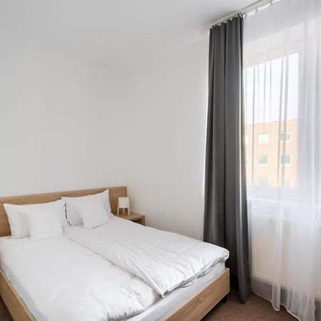Bed and Breakfast Patra à Varsovie Extérieur photo