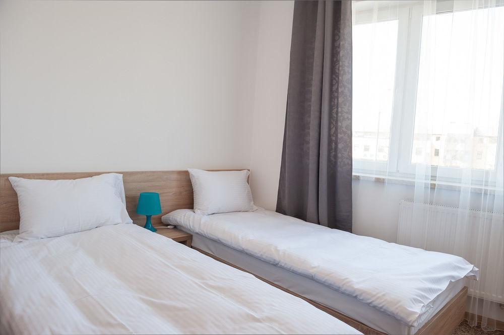 Bed and Breakfast Patra à Varsovie Extérieur photo
